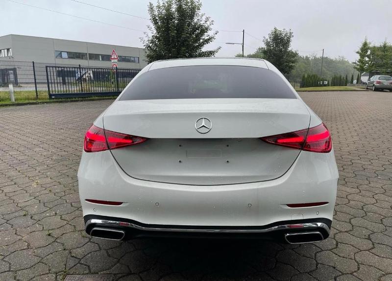 22 Mercedes Benz C Class In Abu Dhabi United Arab Emirates Mercedes Benz C0